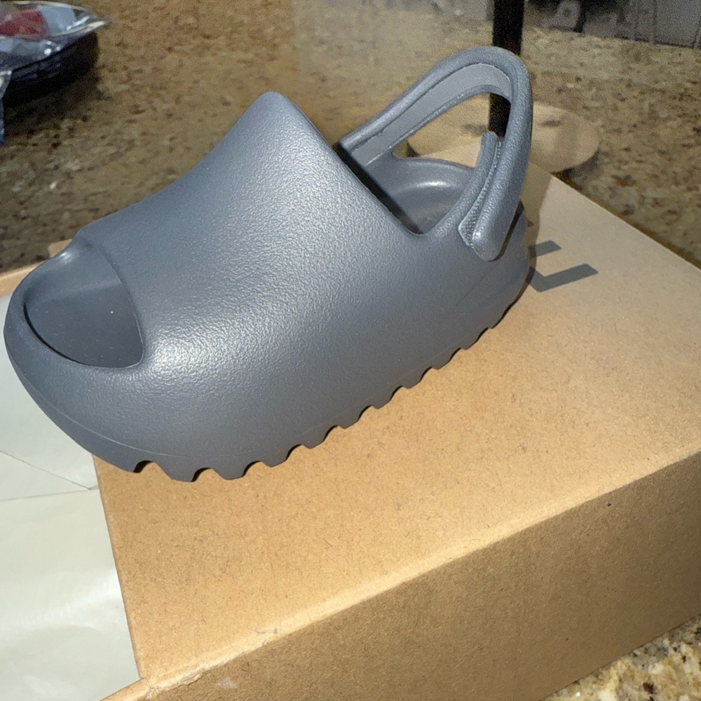 Yeezy Infants Slide